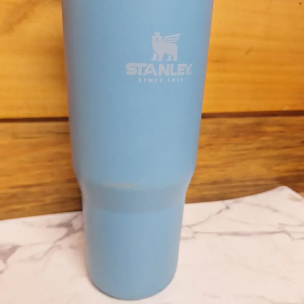 Stanly 30oz The Iceflow flip straw Handled tumbler insulated steel waterbottle - Picture 5 of 5